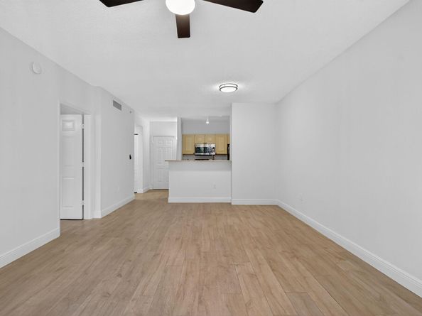 720 S Sapodilla Avenue 412, West Palm Beach FL 33401