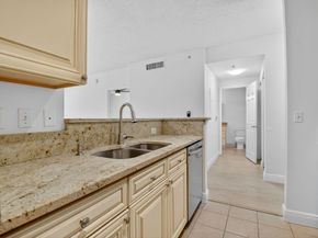 720 S Sapodilla Avenue 412, West Palm Beach FL 33401