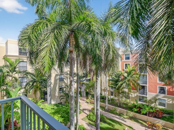 720 S Sapodilla Avenue 412, West Palm Beach FL 33401