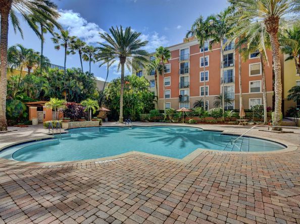 720 S Sapodilla Avenue 412, West Palm Beach FL 33401