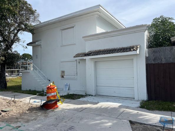 614 N Tamarind Ave, West Palm Beach FL 33401