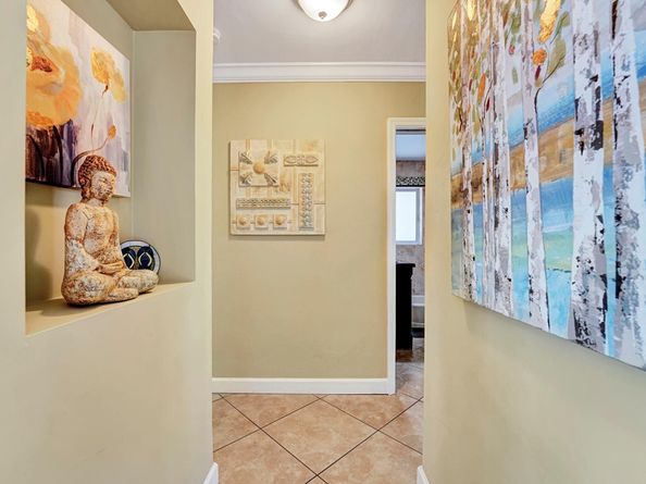 3488 NE 19th Ave, Oakland Park FL 33306