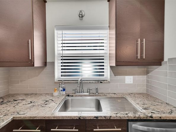 807 W Oakland Park Blvd G7, Oakland Park FL 33311