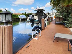 635 SE 25th Ave, Fort Lauderdale FL 33301