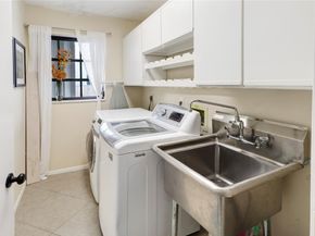 635 SE 25th Ave, Fort Lauderdale FL 33301