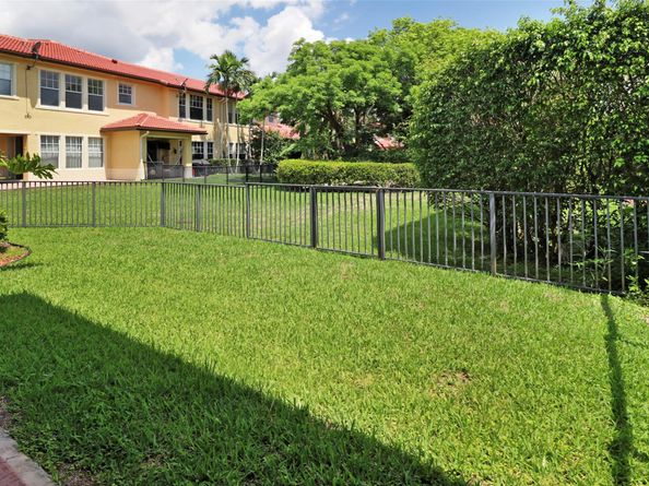 11955 NW 57th Mnr, Coral Springs FL 33076