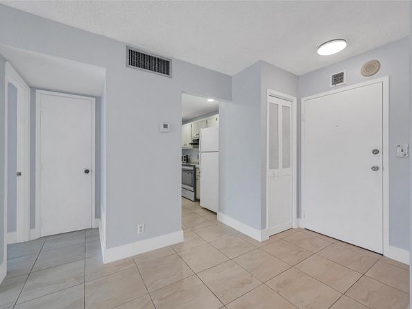 900 NE 18th Ave 503, Fort Lauderdale FL 33304