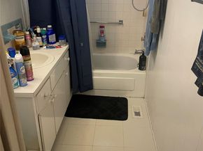 8581 SW 20th Pl, Davie FL 33324