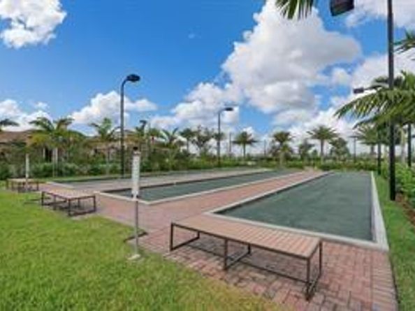 9265 Porto Way, Parkland FL 33076