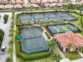 9265 Porto Way, Parkland FL 33076