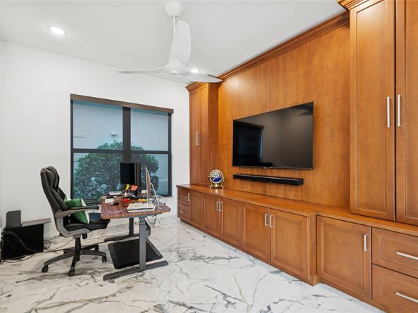 9265 Porto Way, Parkland FL 33076