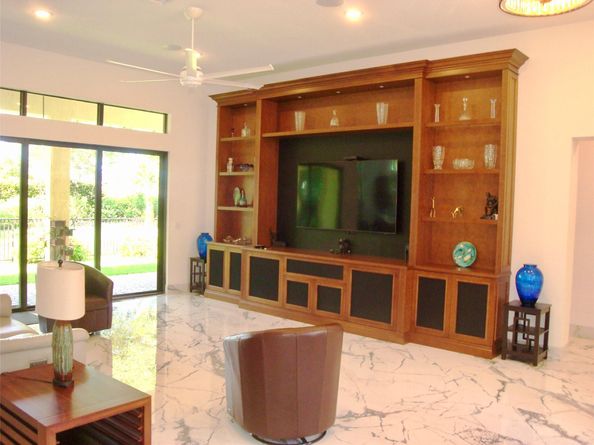 9265 Porto Way, Parkland FL 33076