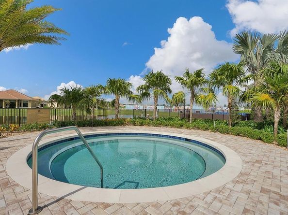 9265 Porto Way, Parkland FL 33076