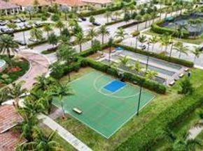 9265 Porto Way, Parkland FL 33076