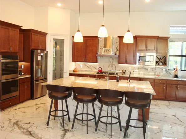 9265 Porto Way, Parkland FL 33076