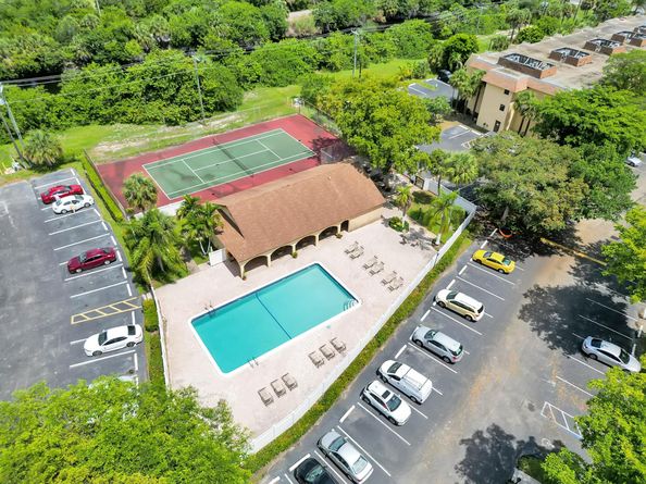 480 NW 20th Street 1090, Boca Raton FL 33431