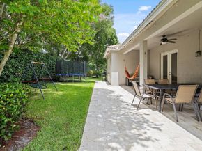 19397 Stonebrook St, Weston FL 33332
