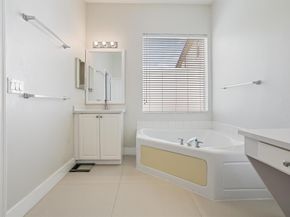 19397 Stonebrook St, Weston FL 33332