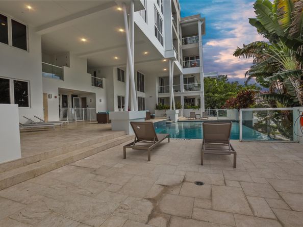 120 SE 19th Ave 404, Deerfield Beach FL 33441
