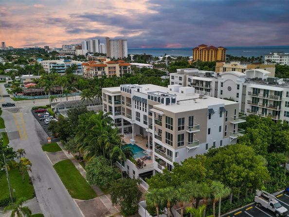 120 SE 19th Ave 404, Deerfield Beach FL 33441
