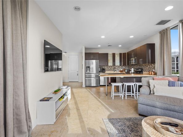 120 SE 19th Ave 404, Deerfield Beach FL 33441