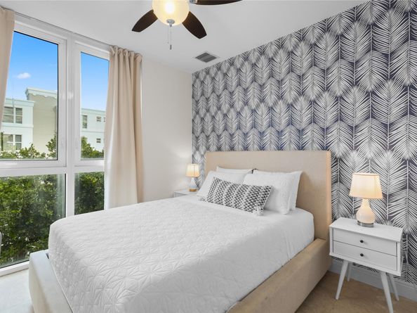 120 SE 19th Ave 404, Deerfield Beach FL 33441