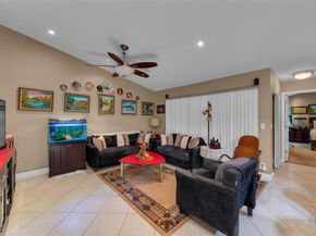 3074 S Oakland Forest Dr 702, Oakland Park FL 33309