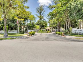 3074 S Oakland Forest Dr 702, Oakland Park FL 33309