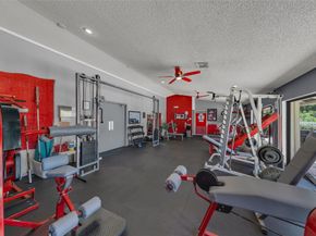 3074 S Oakland Forest Dr 702, Oakland Park FL 33309