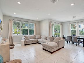 99 Palm Ln 99, Royal Palm Beach FL 33411