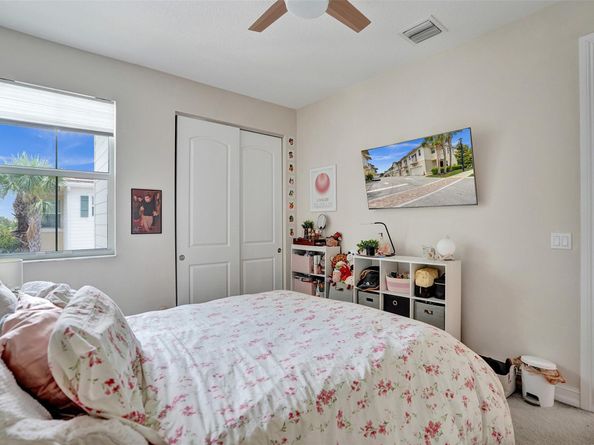 99 Palm Ln 99, Royal Palm Beach FL 33411