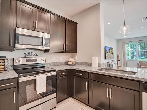 99 Palm Ln 99, Royal Palm Beach FL 33411