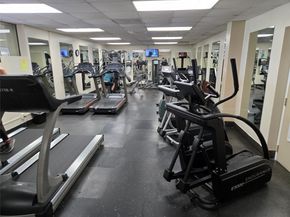 9491 Evergreen Pl 304, Davie FL 33324