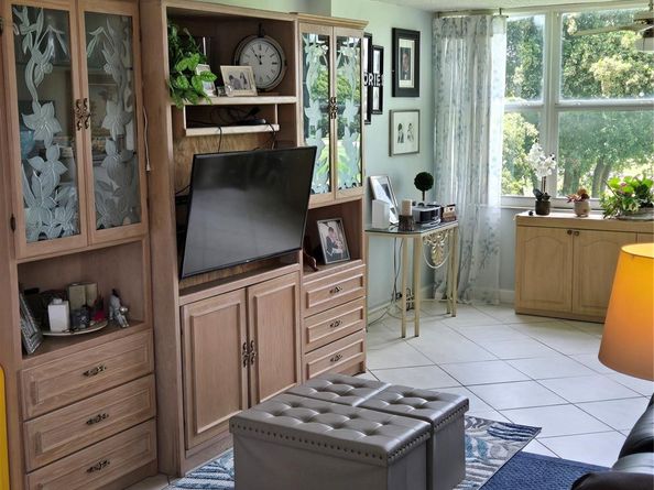 9491 Evergreen Pl 304, Davie FL 33324