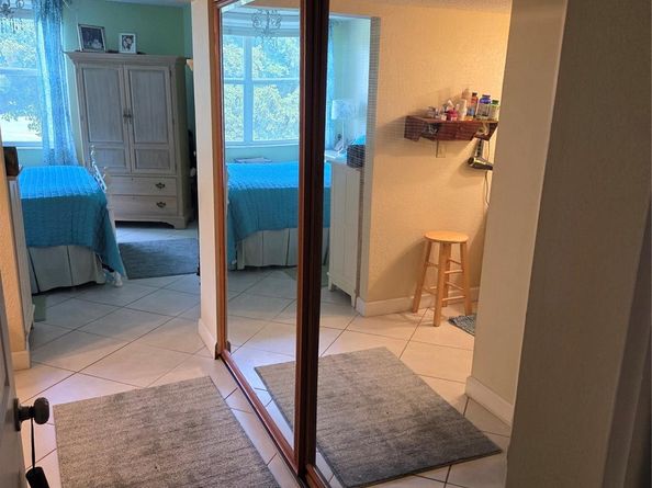 9491 Evergreen Pl 304, Davie FL 33324