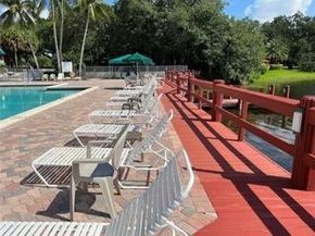 9491 Evergreen Pl 304, Davie FL 33324