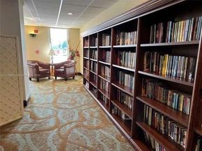 9491 Evergreen Pl 304, Davie FL 33324