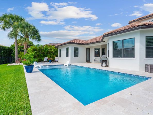 8099 NW 115th Way, Parkland FL 33076