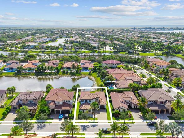 8099 NW 115th Way, Parkland FL 33076