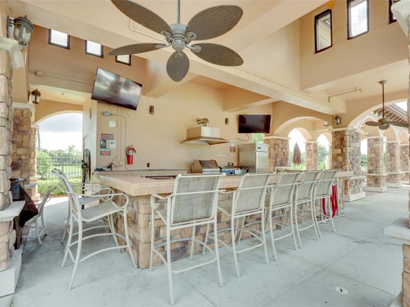 8099 NW 115th Way, Parkland FL 33076