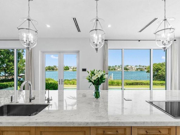 1690 Lands End Road, Manalapan FL 33462