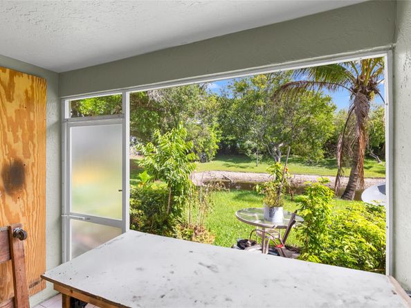 8134 San Carlos Cir, Tamarac FL 33321