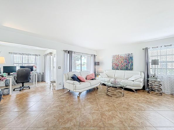 1001 Republic Court, Deerfield Beach FL 33442