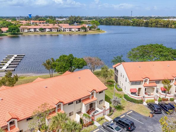 1001 Republic Court, Deerfield Beach FL 33442