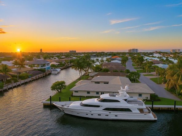 5201 NE 33rd Avenue, Fort Lauderdale FL 33308