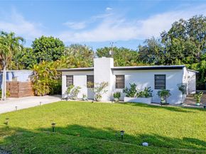 1717 SW 14th St, Fort Lauderdale FL 33312