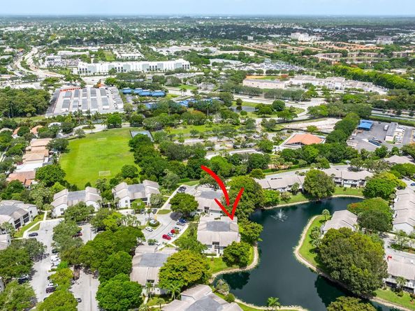 4746 NW 22nd St 4296, Coconut Creek FL 33063