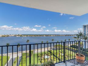 1701 S Flagler Drive 1207, West Palm Beach FL 33401