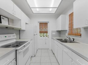 9089 Thunderbird Drive, Coral Springs FL 33065