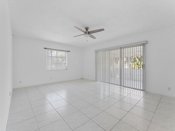 9089 Thunderbird Drive, Coral Springs FL 33065